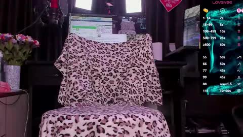 Laura online show from February 17, 2026, 3:36 am