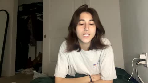 Ray Ray online show from December 11, 2024, 3:35 am