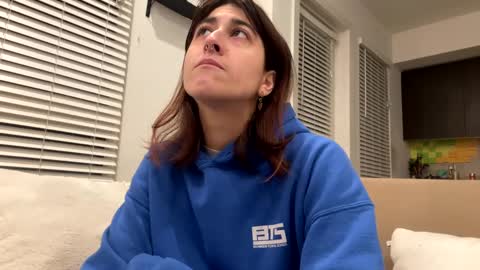 Ray Ray online show from December 20, 2024, 4:53 am