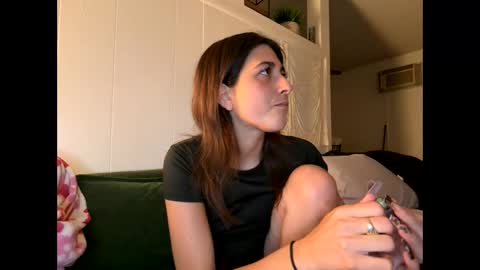 Snapshot of raiyvyn chatting on March 27, 2026, 4:18 am Ray Ray online show from March 27, 2026, 4:18 am