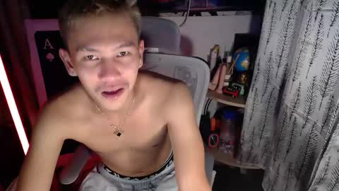 ralfhuge24 online show from March 27, 2026, 12:16 pm