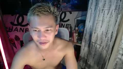 ralfhuge24 online show from April 12, 2026, 10:09 am