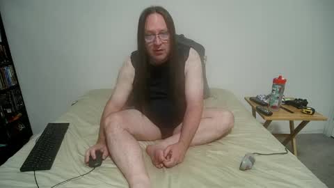 Snapshot of rando1235 chatting on May 16, 2026, 6:43 am rando1235 online show from May 16, 2026, 6:43 am