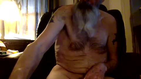 Snapshot of rando56 chatting on February 13, 2025, 1:48 pm Randy online show from February 13, 2025, 1:48 pm