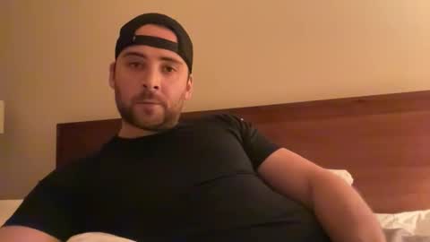 Snapshot of randomdude5950 chatting on November 5, 2025, 1:16 am randomdude5950 online show from November 5, 2025, 1:16 am