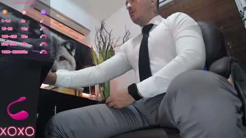 randylukehot online show from September 25, 2025, 10:19 am