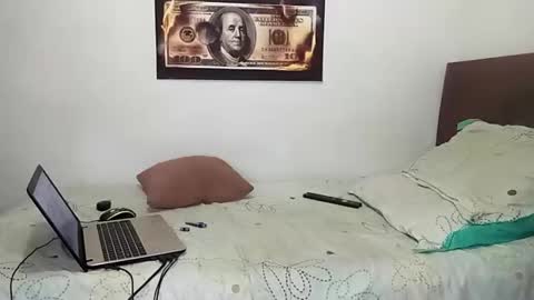 Rangel and Lola online show from December 21, 2025, 6:48 pm