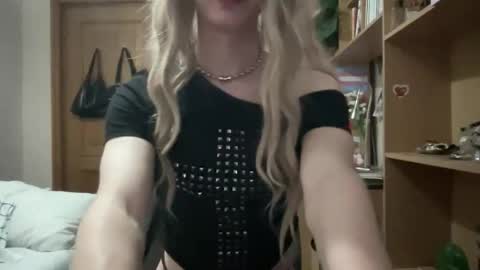 Ranya online show from April 15, 2026, 5:20 pm