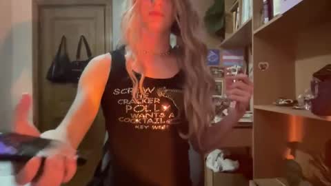 Ranya online show from April 18, 2026, 7:29 pm