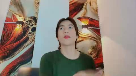 raphael_nyon1 online show from June 20, 2026, 4:04 am