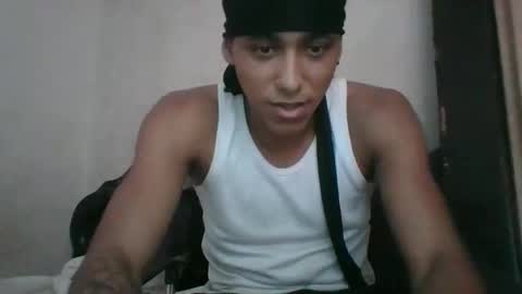 Snapshot of raphina474 chatting on November 8, 2025, 4:40 pm raphina474 online show from November 8, 2025, 4:40 pm