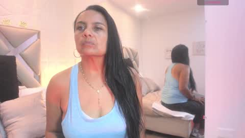 Snapshot of raquel_moore chatting on September 30, 2025, 11:48 am Raquel Moore online show from September 30, 2025, 11:48 am