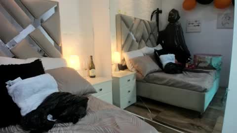 Snapshot of raquel_moore chatting on October 29, 2025, 11:56 am Raquel Moore online show from October 29, 2025, 11:56 am