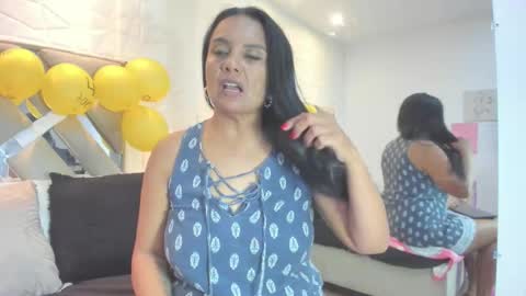 Snapshot of raquel_moore chatting on January 5, 2026, 5:38 pm Raquel Moore online show from January 5, 2026, 5:38 pm