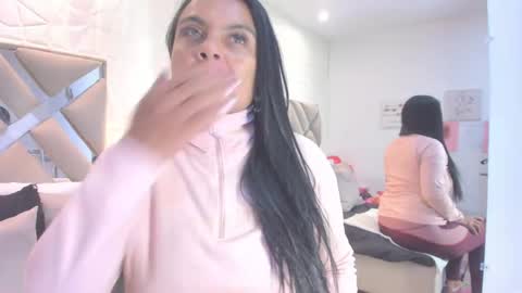 Snapshot of raquel_moore chatting on March 30, 2026, 1:56 pm Raquel Moore online show from March 30, 2026, 1:56 pm