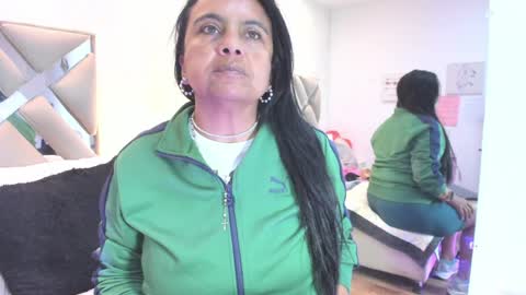 Snapshot of raquel_moore chatting on April 4, 2026, 1:30 pm Raquel Moore online show from April 4, 2026, 1:30 pm