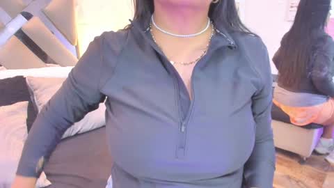 Snapshot of raquel_moore chatting on April 11, 2026, 11:09 pm Raquel Moore online show from April 11, 2026, 11:09 pm