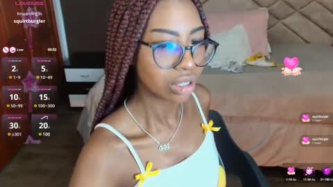 Raquel online show from March 5, 2025, 2:56 pm