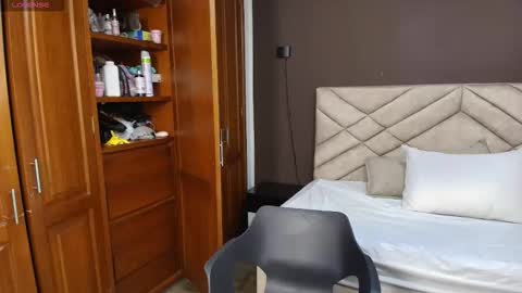 Raquel online show from October 29, 2025, 11:45 am