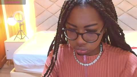 Snapshot of raqueljones_ chatting on March 23, 2026, 11:58 am Raquel online show from March 23, 2026, 11:58 am