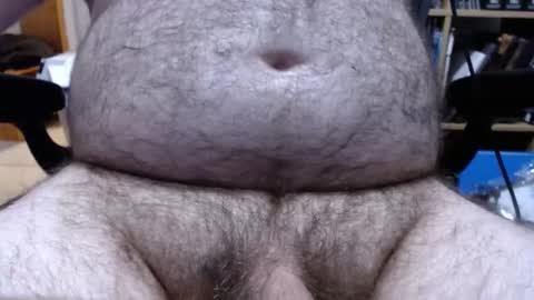 raskgar01 online show from April 18, 2026, 11:49 pm