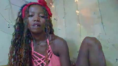Snapshot of rasoanirinaa chatting on April 22, 2026, 10:50 am rasoanirinaa online show from April 22, 2026, 10:50 am