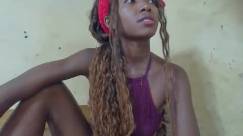 Snapshot of rasoanirinaa chatting on April 27, 2026, 11:19 am rasoanirinaa online show from April 27, 2026, 11:19 am