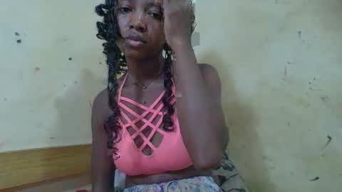 Snapshot of rasoanirinaa chatting on May 23, 2026, 10:36 pm rasoanirinaa online show from May 23, 2026, 10:36 pm