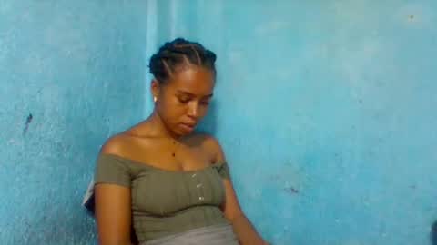 Snapshot of rasoelysca chatting on December 15, 2025, 2:32 pm rasoelysca online show from December 15, 2025, 2:32 pm