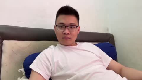 randomnaut online show from January 11, 2025, 2:52 am