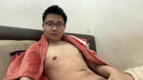 randomnaut online show from December 18, 2025, 8:04 pm