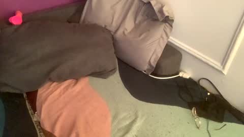 Snapshot of rattlesnakebitch chatting on December 24, 2024, 10:33 am Rattlesnake Bitch 666 online show from December 24, 2024, 10:33 am