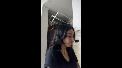 Snapshot of rav3nx_ chatting on May 31, 2026, 8:54 pm online show from May 31, 2026, 8:54 pm