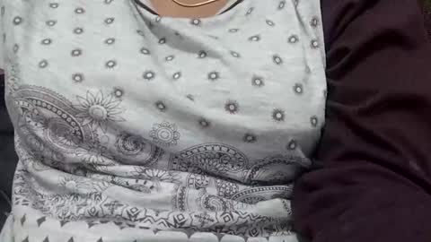 rava_sexy online show from February 17, 2026, 2:52 am