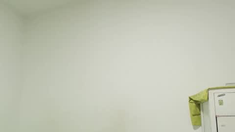 Snapshot of raven20081024 chatting on November 21, 2025, 2:54 am raven20081024 online show from November 21, 2025, 2:54 am