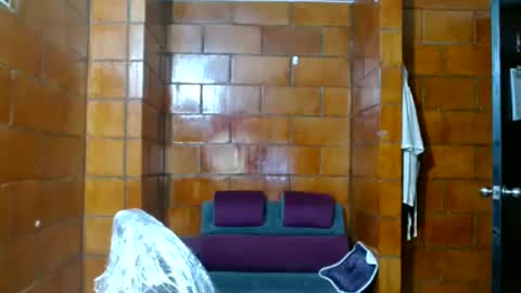 Snapshot of raven__purple chatting on February 5, 2025, 5:41 am raven__purple online show from February 5, 2025, 5:41 am