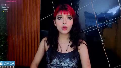 raven_rox_ online show from March 7, 2026, 3:14 am