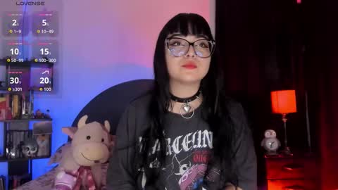 Snapshot of ravendark_666 chatting on March 18, 2026, 1:53 am Raven online show from March 18, 2026, 1:53 am