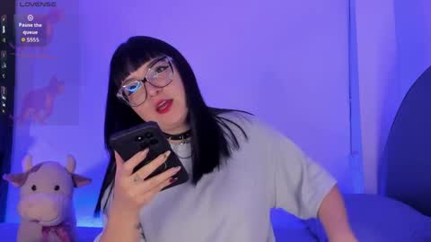 Snapshot of ravendark_666 chatting on April 11, 2026, 1:43 am Raven online show from April 11, 2026, 1:43 am