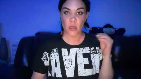 Snapshot of ravenrayyy chatting on June 22, 2026, 4:20 am Raven Ray online show from June 22, 2026, 4:20 am