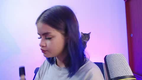 raventh_ online show from May 26, 2026, 3:57 am