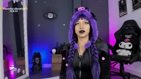 Raven Witch online show from June 26, 2026, 7:18 pm