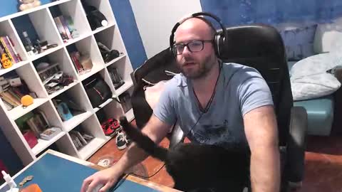 ravingr3d3 online show from October 27, 2025, 11:09 pm