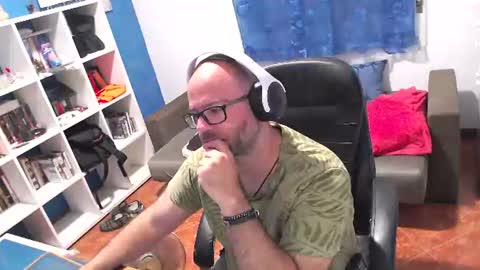 Snapshot of ravingr3d3 chatting on June 28, 2026, 8:59 pm ravingr3d3 online show from June 28, 2026, 8:59 pm