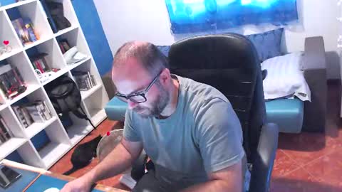 Snapshot of ravingr3d3 chatting on July 15, 2026, 8:08 am ravingr3d3 online show from July 15, 2026, 8:08 am
