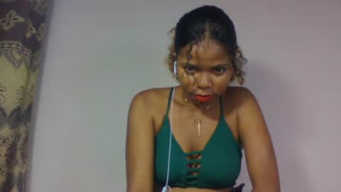 ravomamy online show from November 5, 2025, 2:44 am