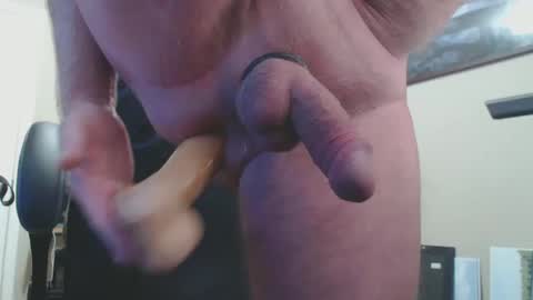 ray23120000 online show from October 14, 2025, 12:00 am