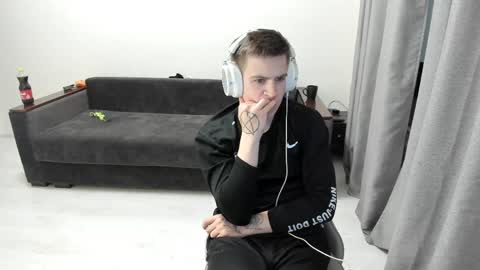 Ray online show from April 6, 2026, 4:08 pm