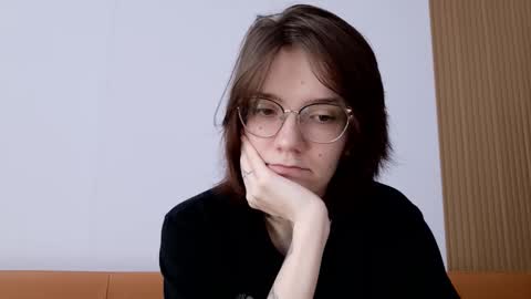 Ray-Ray online show from March 11, 2026, 3:23 am