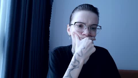 Ray-Ray online show from April 7, 2026, 9:54 am